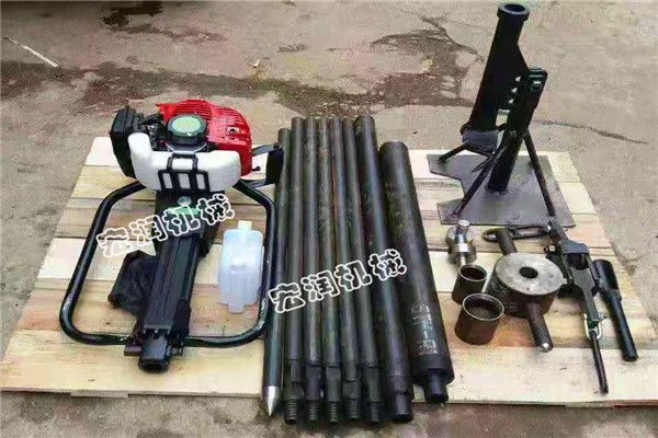 宏潤(rùn)便攜式勘探取土鉆機(jī)發(fā)貨新疆？